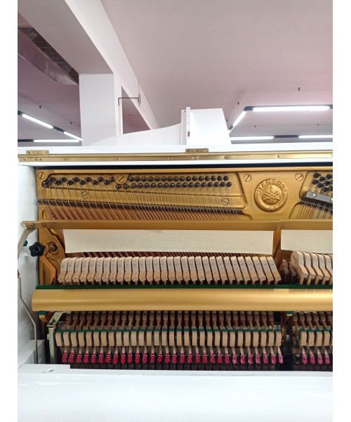 Vertical piano YAMAHA U1 glossy white