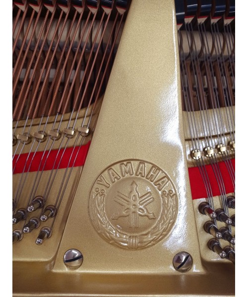 PIANOFORTE MEZZA CODA YAMAHA G3 BIANCO LUCIDO