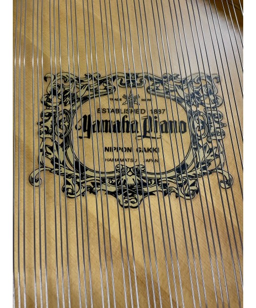 Half-tail piano YAMAHA MoD. C7 glossy black