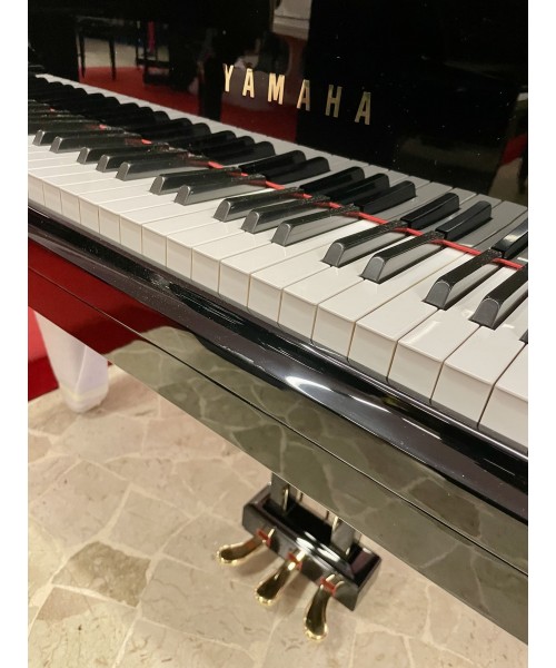 PIANOFORTE CODINO YAMAHA MOD.G1E NERO LUCIDO