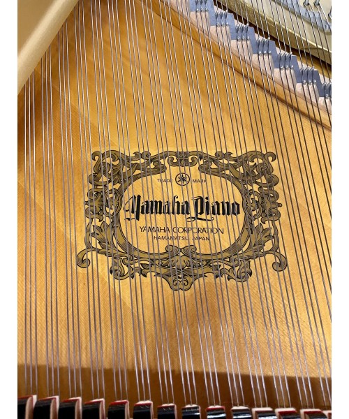 PIANOFORTE CODINO YAMAHA MOD.G1E NERO LUCIDO