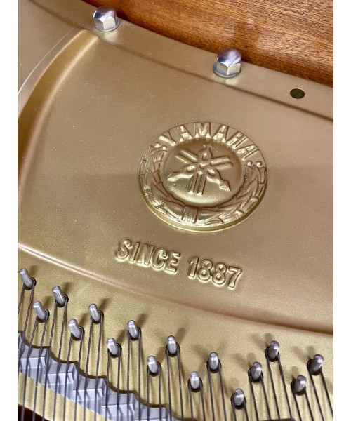 PIANOFORTE CODINO YAMAHA MOD.G1E NERO LUCIDO