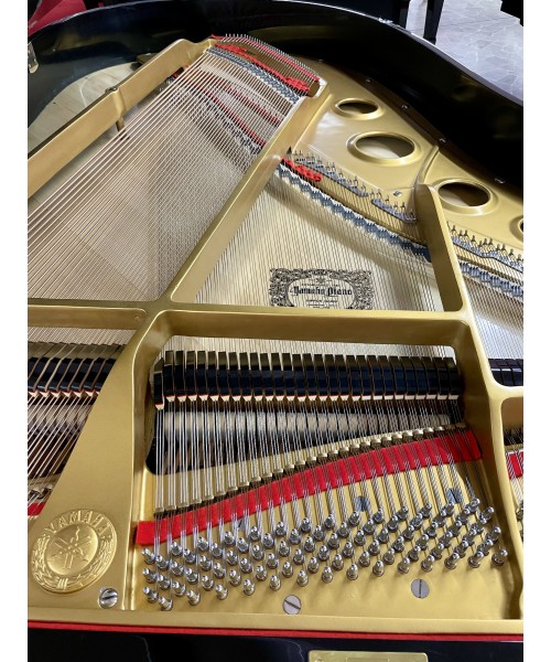 PIANOFORTE MEZZA CODA YAMAHA MOD. C3 NERO LUCIDO