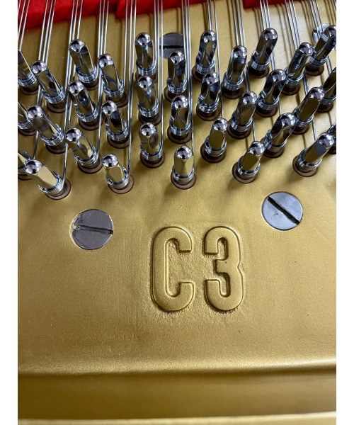 Half-tail piano YAMAHA MoD. C3 shiny black