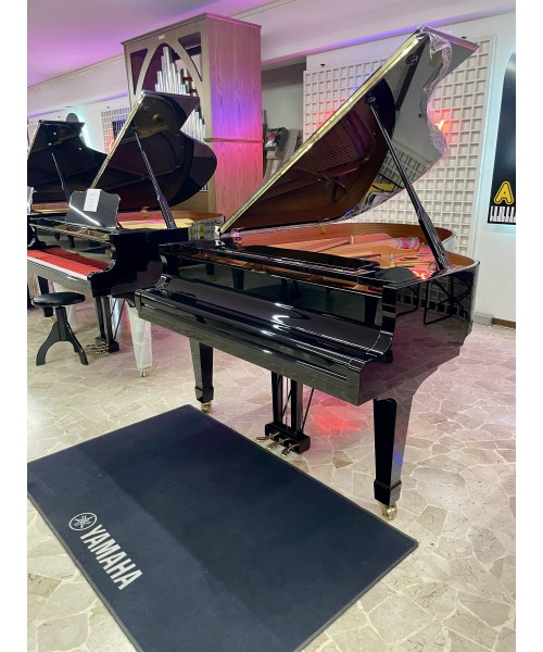 PIANOFORTE MEZZA CODA YAMAHA MOD. C3 NERO LUCIDO