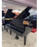 Half-tail piano YAMAHA C3 black