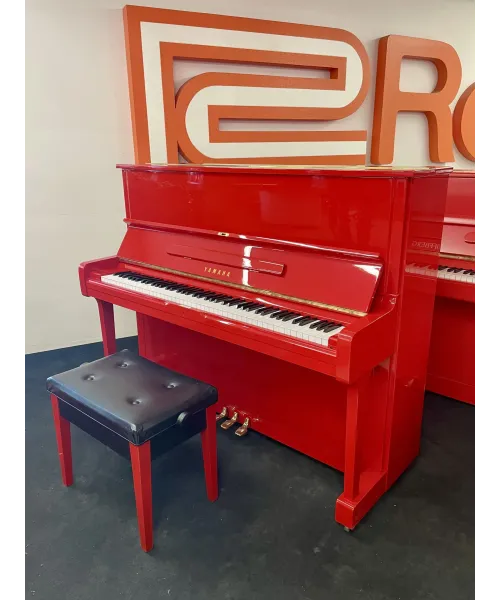 Vertical piano YAMAHA U1H red