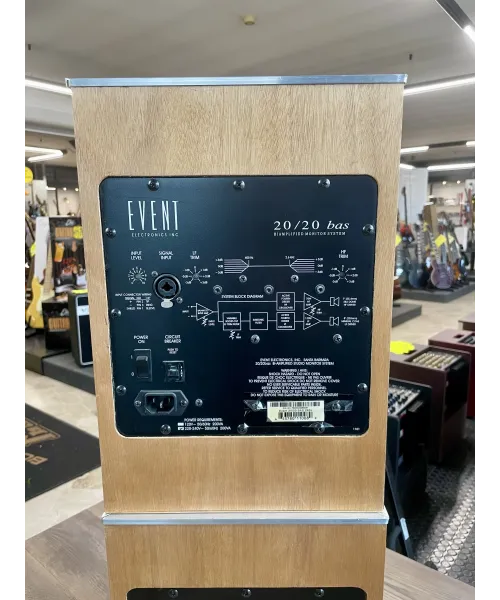 coppia-casse-event-2020-bas-senza-cavo-alim