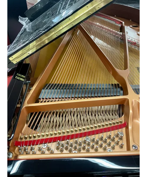 Half tail piano Yamaha mod. C3X glossy black