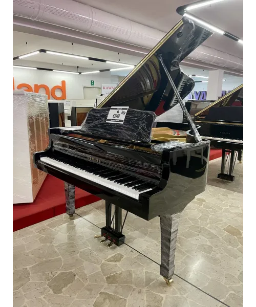 Pianoforte mezza coda yamaha mod. c3 nero lucido