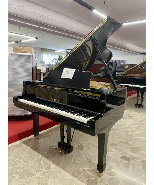 Pianoforte mezza coda yamaha mod. c5 nero lucido