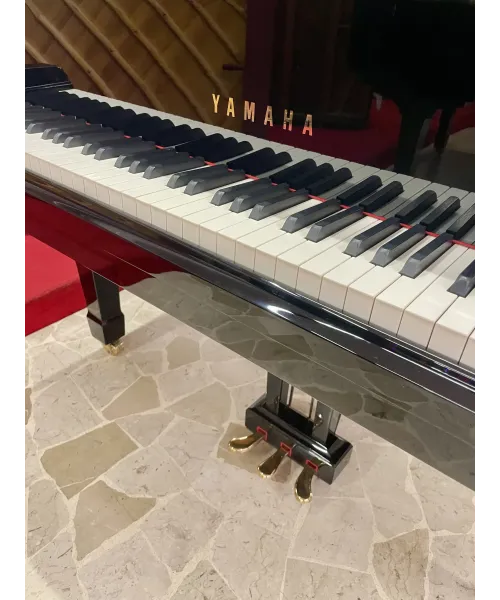 Pianoforte mezza coda yamaha mod. c3 nero lucido