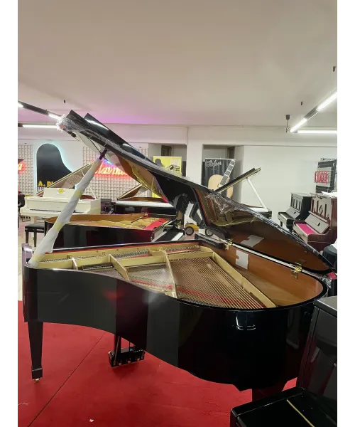 Half-tail piano KAWAI Kg3 black