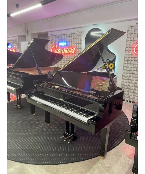 PIANOFORTE A CODA YAMAHA C7 NERO