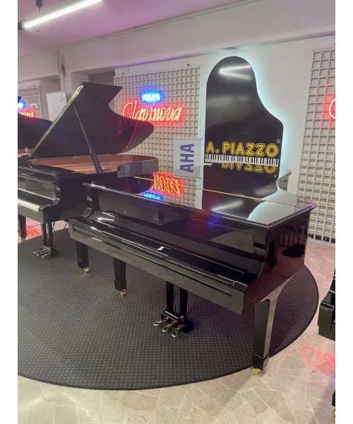 Tailed piano YAMAHA C7 Black