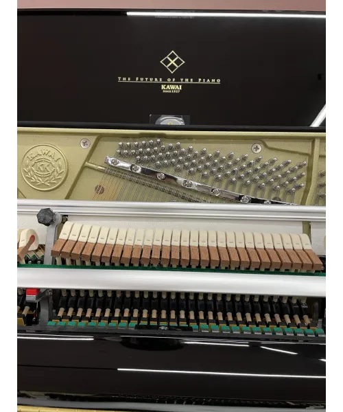 PIANOFORTE VERTICALE KAWAI K 200 NERO LUCIDO
