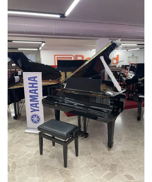PIANOFORTE A MEZZA CODA YAMAHA C3 NERO LUCIDO