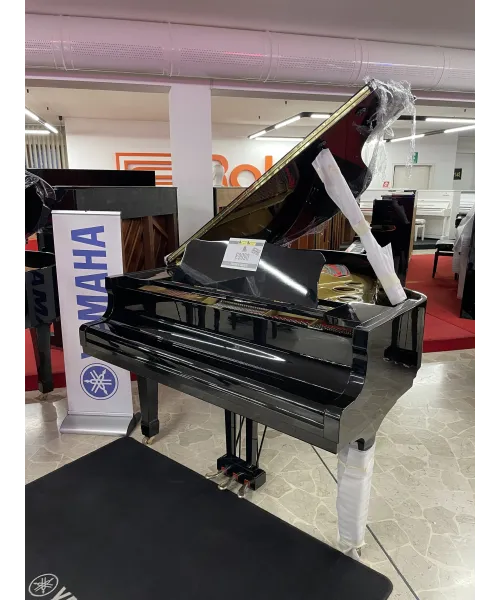 PIANOFORTE A MEZZA CODA YAMAHA C3 NERO LUCIDO