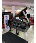 Half-tail piano YAMAHA C3 shiny black