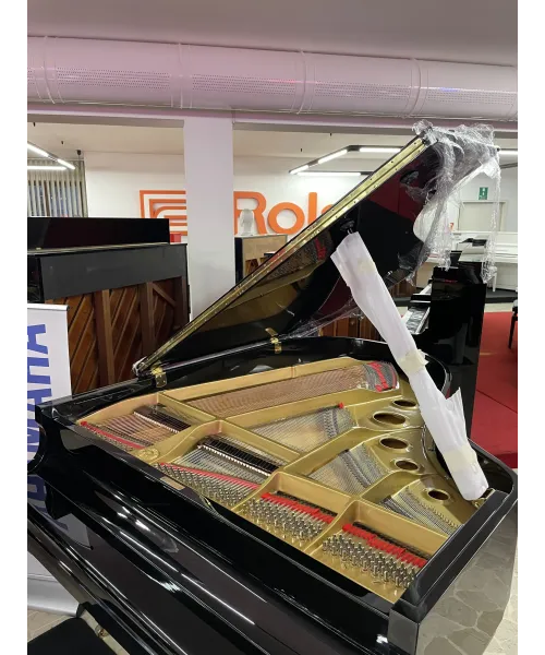 PIANOFORTE A MEZZA CODA YAMAHA C3 NERO LUCIDO