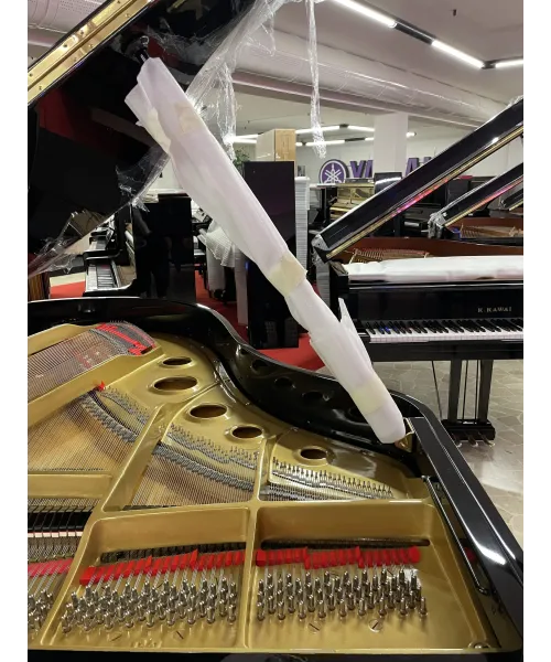 PIANOFORTE A MEZZA CODA YAMAHA C3 NERO LUCIDO