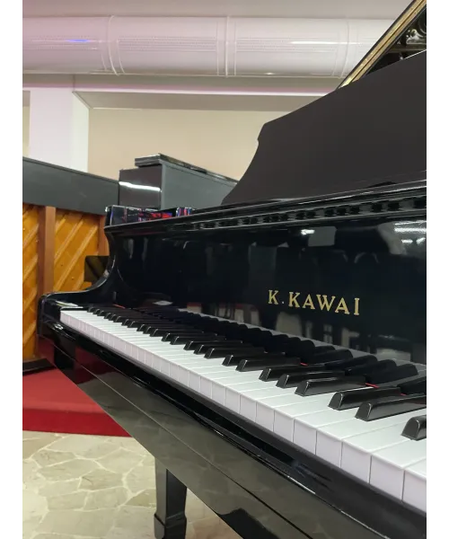 PIANOFORTE A MEZZA CODA KAWAI KG3C NERO LUCIDO