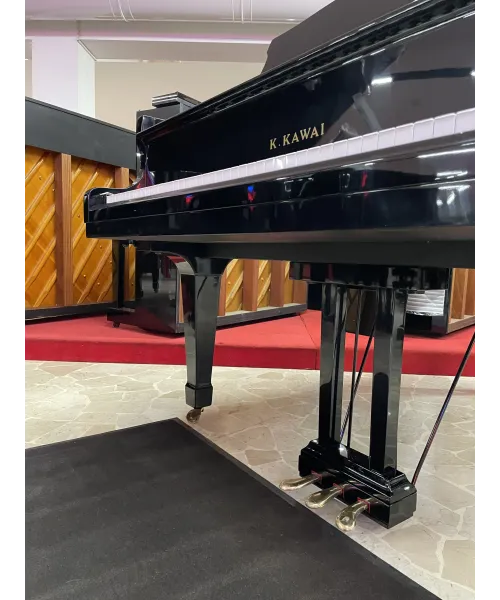Half-tail piano KAWAI Glossy kg3c