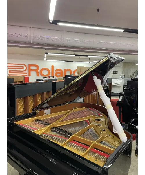 PIANOFORTE A MEZZA CODA KAWAI KG3C NERO LUCIDO