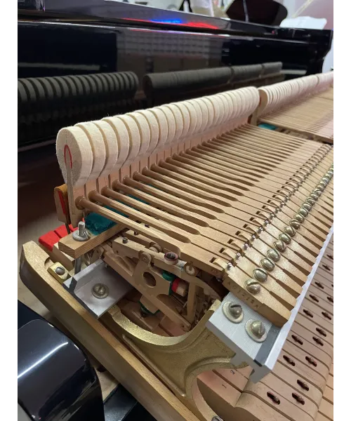 Half-tail piano KAWAI Glossy kg3c