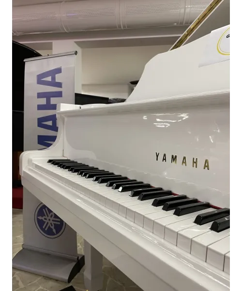 PIANOFORTE A MEZZA CODA YAMAHA C3 BIANCO LUCIDO