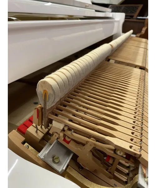 PIANOFORTE A MEZZA CODA YAMAHA C3 BIANCO LUCIDO