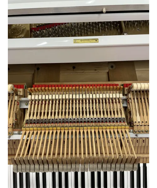 PIANOFORTE A MEZZA CODA YAMAHA C3 BIANCO LUCIDO