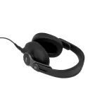 AKG K371