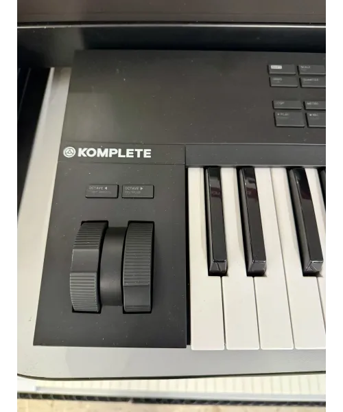 native-komplete-kontrol-a49