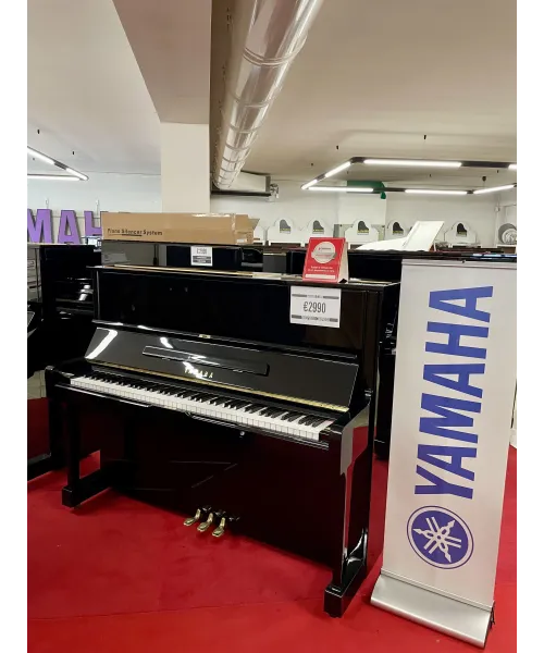 Vertical piano YAMAHA U1 glossy black