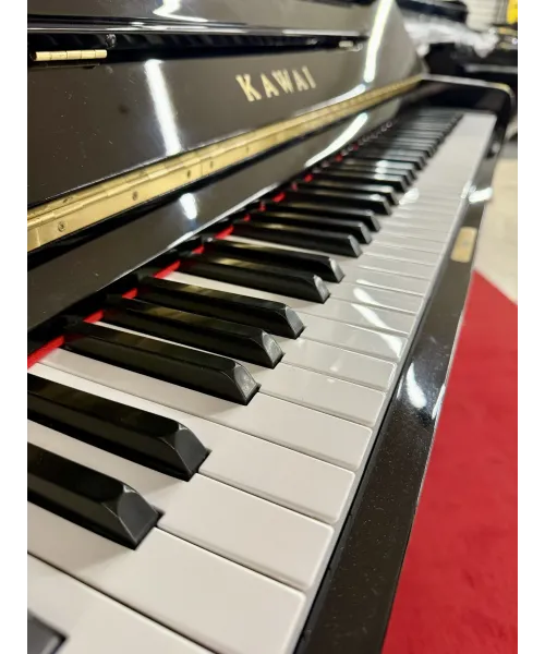 Pianoforte verticale kawai bl61 nero lucido