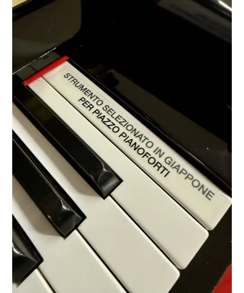 Pianoforte verticale kawai bl61 nero lucido