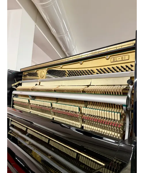 Pianoforte verticale kawai bl61 nero lucido
