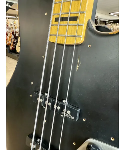 vintage-vj74-icon-series-distressed-black