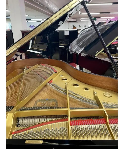 Half-tail piano KAWAI RX3 Black