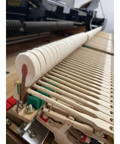 Half-tail piano KAWAI RX3 Black