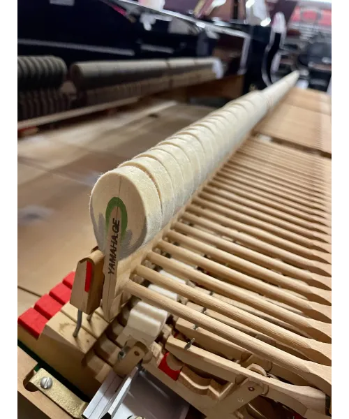 PIANOFORTE A MEZZA CODA YAMAHA G3 NERO LUCIDO