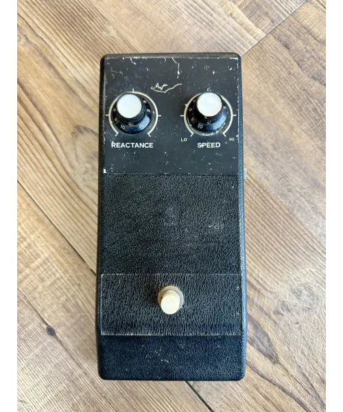 electronic-sounds-Gary-Hurst-UFO-phazer