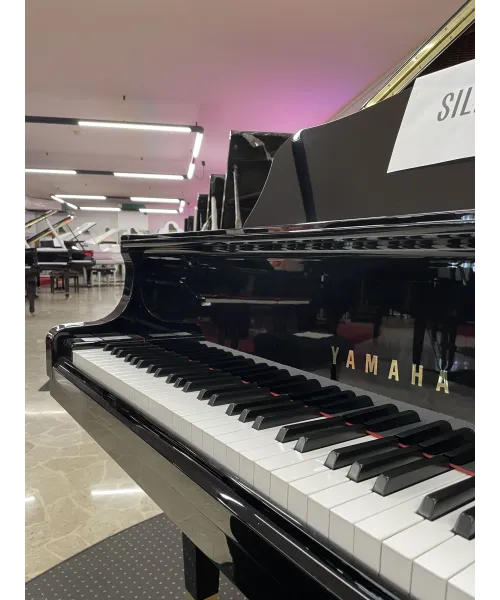 Piano pigtail YAMAHA A1S Silent Black