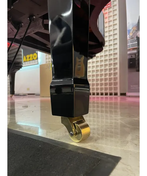 PIANOFORTE A MEZZA CODA YAMAHA C5 NERO