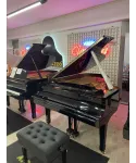 Half-tail piano YAMAHA C5 black