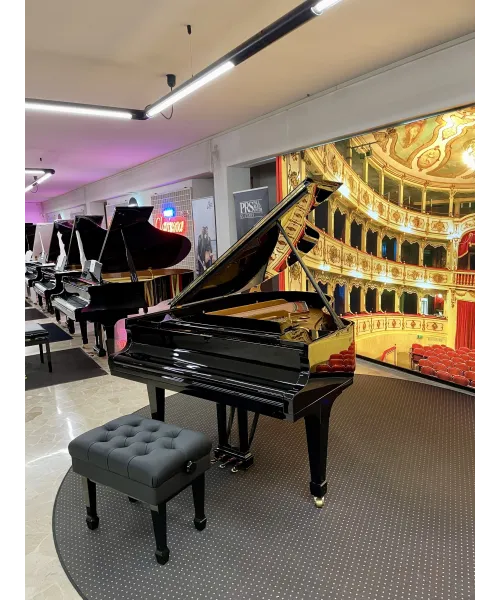 half-tail piano Steinway & Sons or-180 black