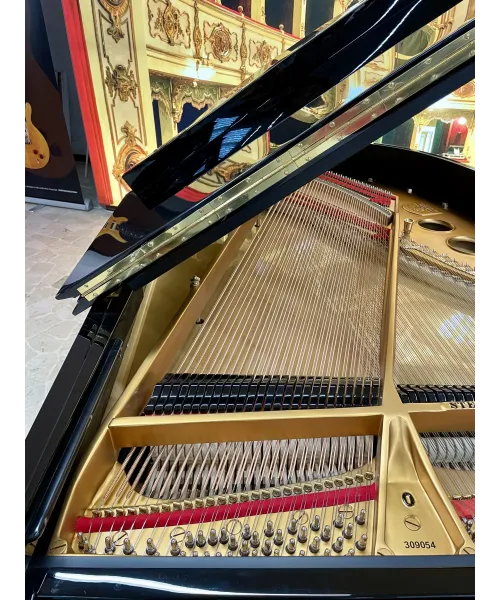 half-tail piano Steinway & Sons or-180 black