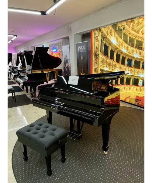 half-tail piano Steinway & Sons or-180 black