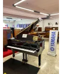 pianoforte a mezza coda c7 nero